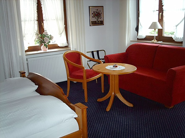 Ein Gästezimmer im Haupthaus